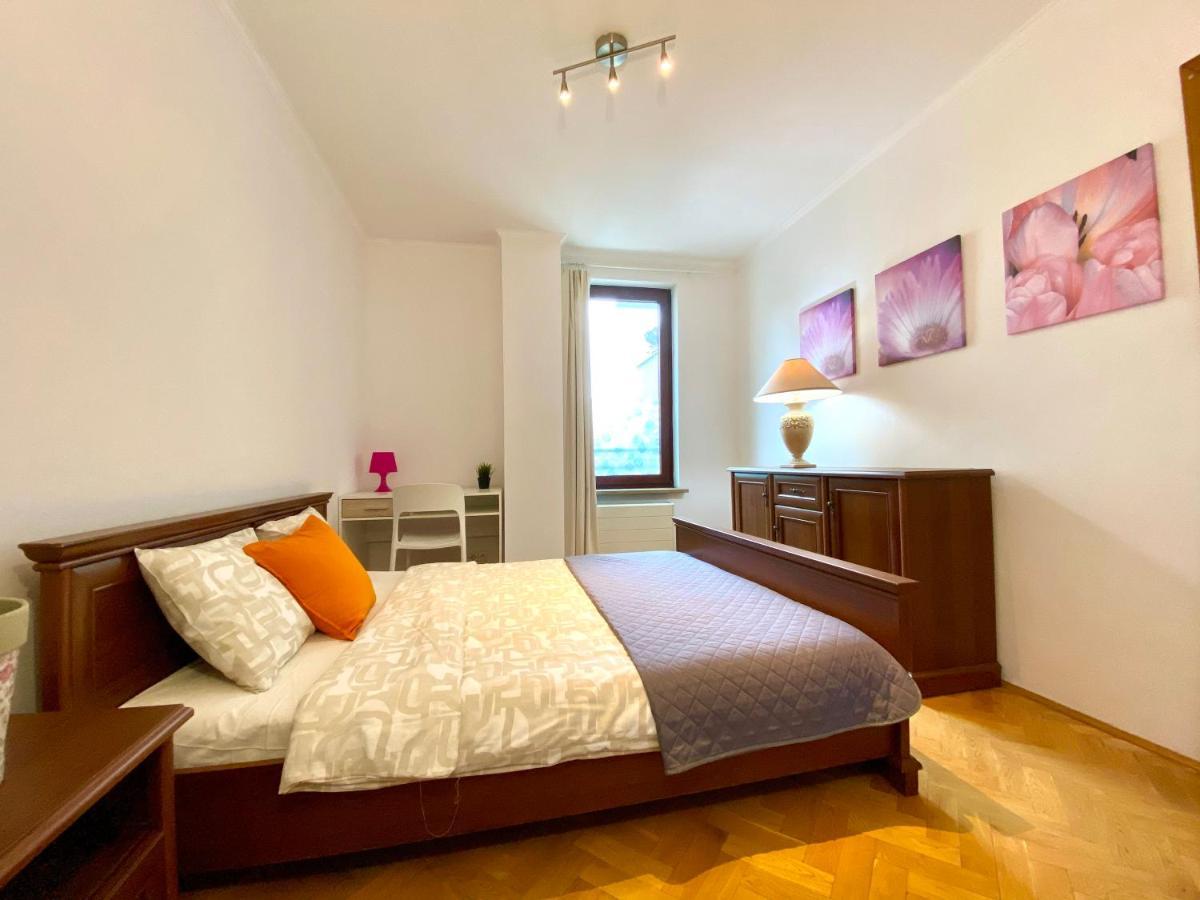 Center Warsaw - Apartmenty Jana Pawla II 외부 사진
