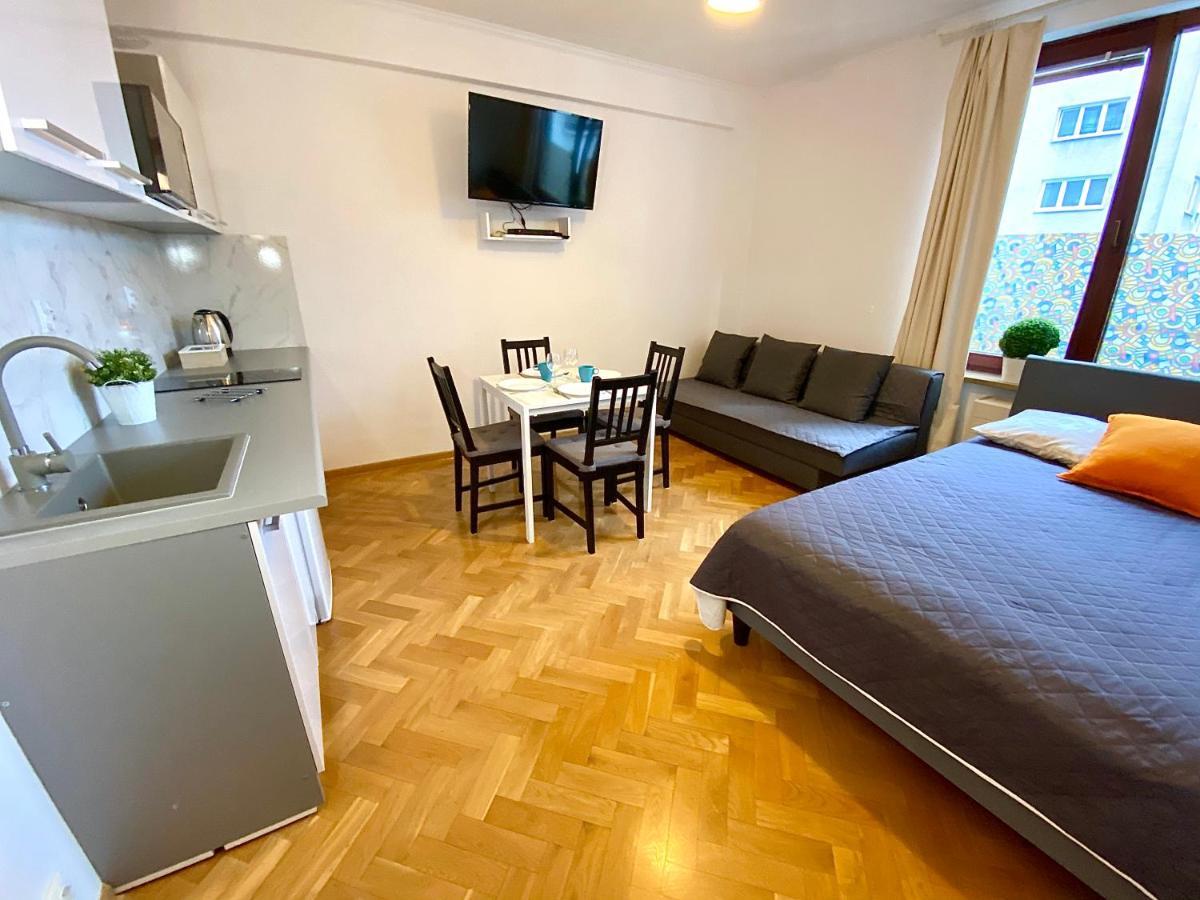 Center Warsaw - Apartmenty Jana Pawla II 외부 사진