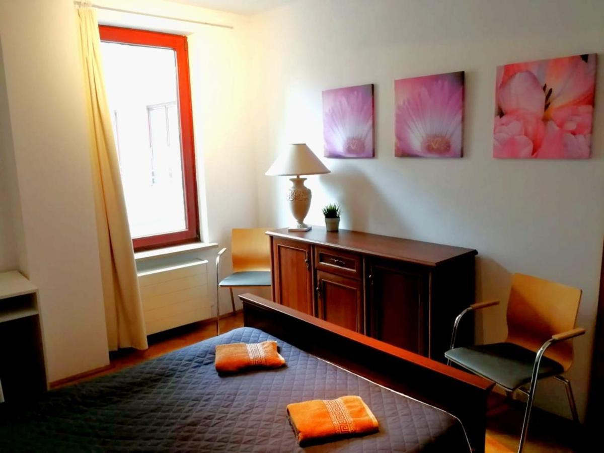 Center Warsaw - Apartmenty Jana Pawla II 외부 사진