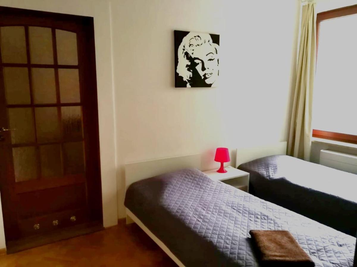 Center Warsaw - Apartmenty Jana Pawla II 외부 사진