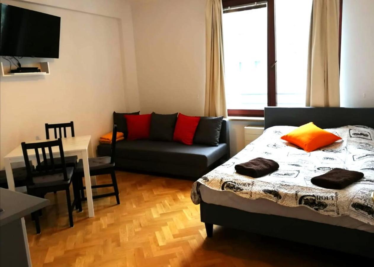 Center Warsaw - Apartmenty Jana Pawla II 외부 사진