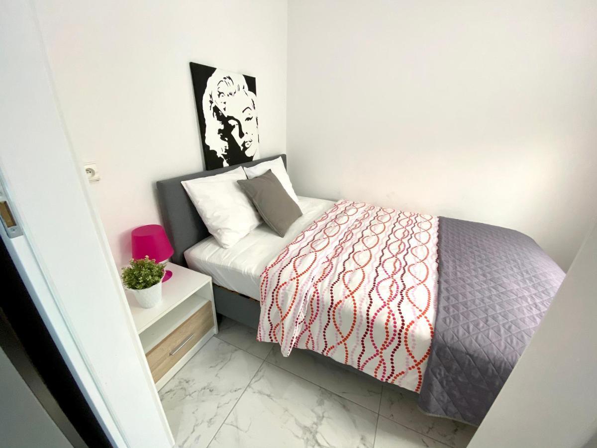Center Warsaw - Apartmenty Jana Pawla II 외부 사진