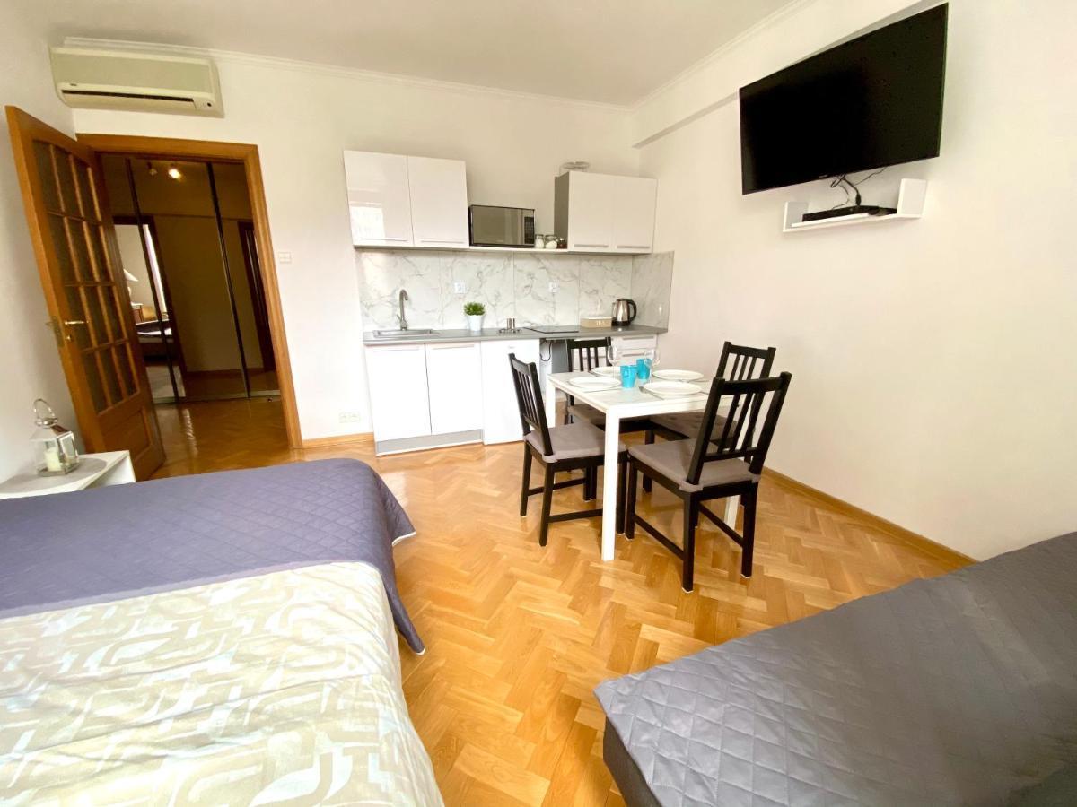 Center Warsaw - Apartmenty Jana Pawla II 외부 사진